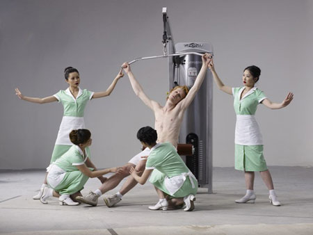 Una sbirciata al domani - Biennartven2 - Gay.it Archivio
