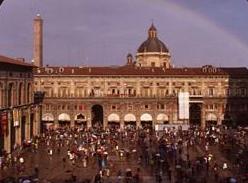 Bologna: la curia insiste su violenza e “trasgressione” - Bologna PiazzaMaggiore 1 - Gay.it Archivio