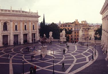 Corsi di formazione per dipendenti su omosessualità al via - Campidoglio piazza - Gay.it Archivio