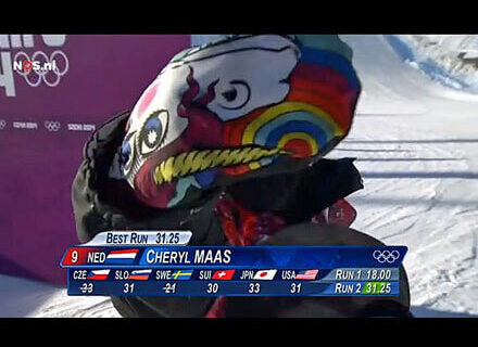 Primo gesto progay di un'atleta a Sochi - Cheryl Maas2 1 - Gay.it Archivio