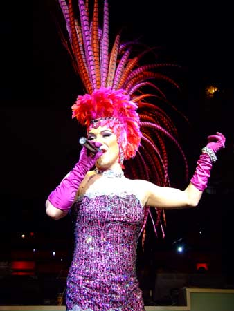 Drama Queen: c'è del drag in Danimarca - Drama QueenF3 - Gay.it Archivio