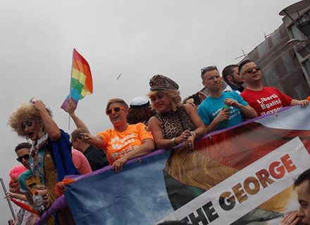 Il Dublino Pride ha attraversato la città: il video della parata - DublinoPride2013BASE - Gay.it Archivio