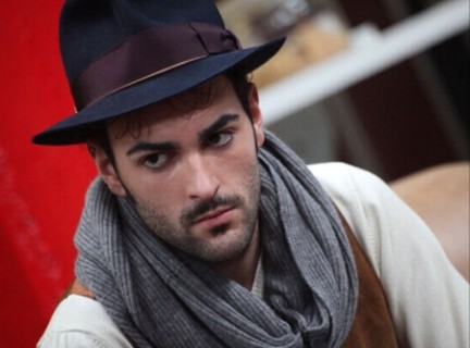 Marco Mengoni incontra i fans milanesi - F1mengoni - Gay.it Archivio