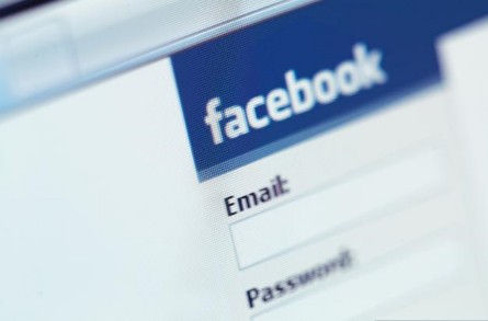 Gay.it, ad aprile vince ancora, a maggio sposa Facebook - Facebook - Gay.it Archivio