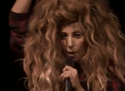 Lady Gaga all'iTunes Festival: le esibizioni - GagaItunesBASE 1 - Gay.it Archivio