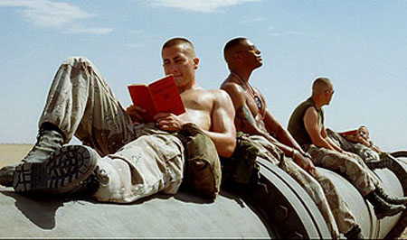 JAKE DI CUORI - Jarhead 2 - Gay.it Archivio