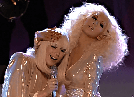 Christina Aguilera e Lady Gaga cantano insieme per la prima volta - Lady Gaga Christina Aguilera The Voice USA - Gay.it Archivio