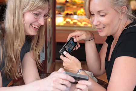 Ecco Ovi, la sfida di Nokia per liberare Internet - Nokia N81 8GBF3 - Gay.it Archivio