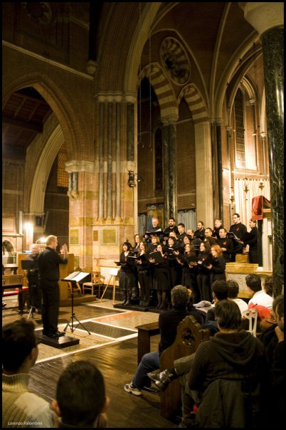 World AIDS Day 2009: pioggia di iniziative nella capitale - RomaRainbowChoir3 - Gay.it Archivio