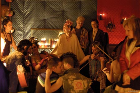 IL MUCCHIO SELVAGGIO - ShortbusRecenF3 - Gay.it Archivio