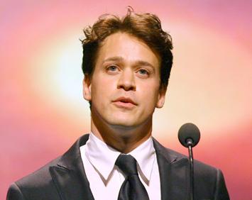 TV: “Grey’s Anatomy” tra i premiati ai GLAAD Awards - TR Knight2 - Gay.it Archivio