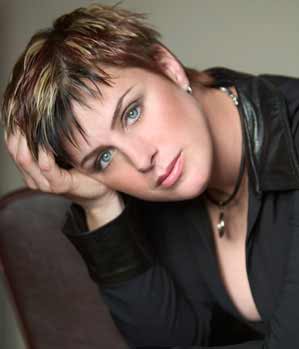 Gennaro Cosmo Parlato e Tracy Young in scena al Gay Village - TracyYoungF3 - Gay.it Archivio