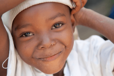 Questo bambino potrebbe cambiarvi la vita. E voi a lui - adozioni actionaid 1 - Gay.it Archivio