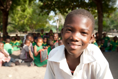 Questo bambino potrebbe cambiarvi la vita. E voi a lui - adozioni actionaid1 - Gay.it Archivio