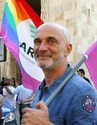 AGGRESSIONI E VIOLENZE CONTRO I GAY: L'OMOFOBIA DILAGA - aggressioniF1 - Gay.it Archivio