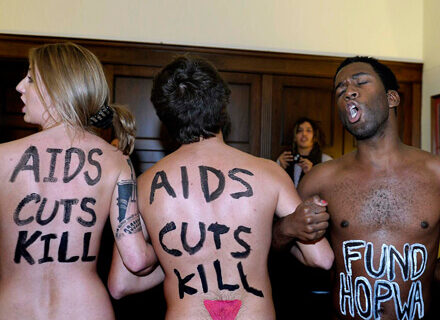 1 dicembre, giornata contro l'AIDS. Quattromila nuovi casi ogni anno - aids 2013 1 1 - Gay.it Archivio