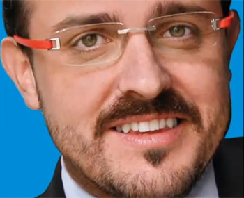 Candidato omofobo usa "Alejandro". La Sony chiede i danni - alejandrospagnaF1 - Gay.it Archivio