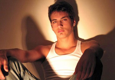 Inamoratissimo. Eppure a letto... - alettokoF2 - Gay.it Archivio