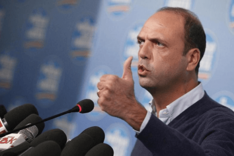 Diretta dalla Camera: Alfano risponde sulle trascrizioni dei matrimoni - alfano circolare 3 - Gay.it Archivio
