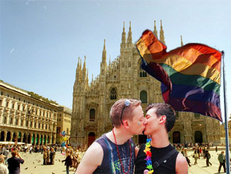 Milano si candida come città ospite dell'Europride 2015 - ammmilanoBASE - Gay.it Archivio