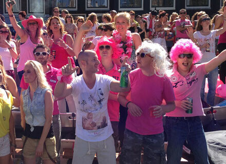Lo spettacolo del Pride di Amsterdam - amsetrdampride2013 BASE 1 - Gay.it Archivio