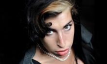 Muore Amy Winehouse. Cocktail di farmaci e alcol - amymortaBASE - Gay.it Archivio