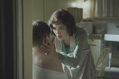 Angelina, dopo "Changeling" aspetta il settimo baby Pitt - angelina challengingF2 - Gay.it Archivio