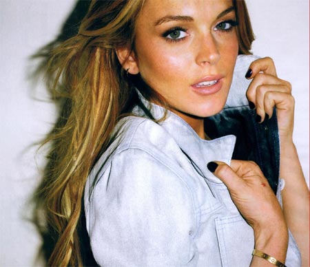 «Jolie ipocrita e lesbica», parola di Linsday Lohan - angelinalohan1 - Gay.it Archivio