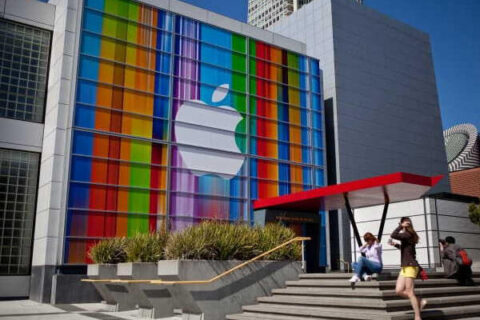 Apple partecipa al Pride di San Franciso, Nintendo, invece... - apple pride 1 - Gay.it Archivio