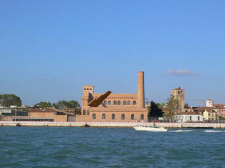 Una donna dirigerà la XII mostra d'architettura di Venezia - architettura veneziaF3 - Gay.it Archivio