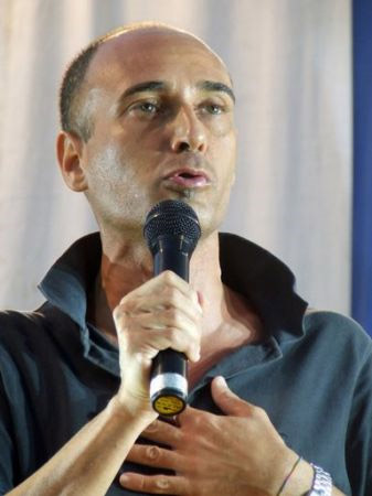 Arcigay attacca D'Alema: "Il Pd fa orrori, non errori" - arcigay contro psF2 - Gay.it Archivio
