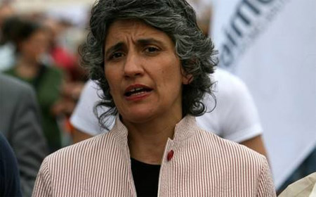 Arcigay attacca D'Alema: "Il Pd fa orrori, non errori" - arcigay contro psF3 - Gay.it Archivio
