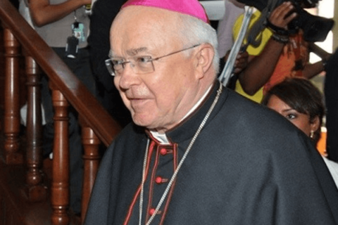 Arrestato arcivescovo in Vaticano: accusato di pedofilia - arcivescovo arrestato 1 - Gay.it Archivio