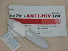 "Si inizi la sperimentazione del test rapido per l'Hiv" - autotesthivBASE 1 - Gay.it Archivio