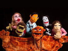 Torna a Teatro Cristina Comencini ed arriva Avenue Q - avenueqBASE - Gay.it Archivio