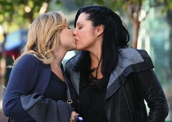 In Inghilterra proposta per vietare i baci gay in TV - bacio gay tvF3 - Gay.it Archivio