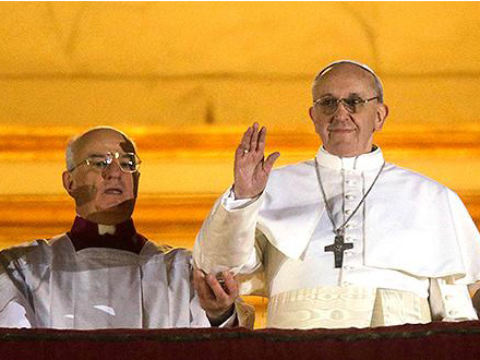 Bergoglio è l'Uomo dell'Anno secondo The Advocate: siete d'accordo? - bergoglioBASE2 - Gay.it Archivio