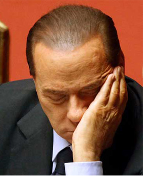 Berlusconi: "Dicono persino che vado con i gay" - berlusconigay2HOME - Gay.it Archivio