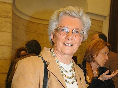 Gay e elezioni: vincono Vendola e Grillini. Flop Binetti - binetti ancoraF1 - Gay.it Archivio