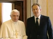 Blair chiede a tutti i leader religiosi di accettare i gay - blair papa BASE 1 - Gay.it Archivio