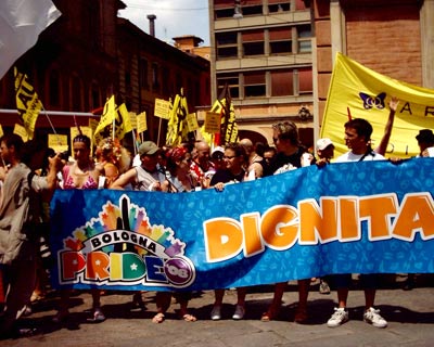 Tutto pronto per il Pride, ma Forza Nuova annuncia sit-in - bologna pride2012F1 - Gay.it Archivio