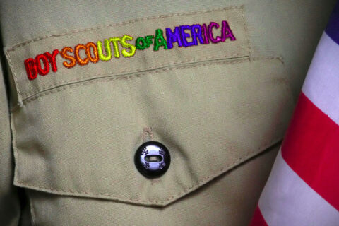Guide scout gay e trans nell'esercito: in Usa cadono gli ultimi tabù - boy scout gay 1 - Gay.it Archivio