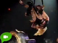 E Britney perse l'extension durante il concerto - Gay.it Archivio