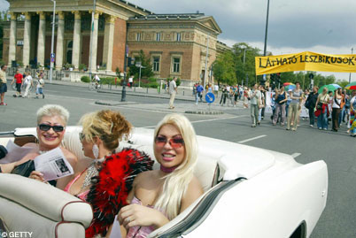 Magica Budapest - budapestF2 - Gay.it Archivio