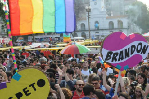 Gay Pride Buenos Aires: per diritti LGBT, contro la violenza - buenos aires gay pride 1 - Gay.it Archivio