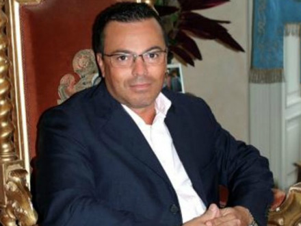 Buonanno torna all'attacco: "Legge contro l'omofobia? E l'eterofobia?" - buonanno selBASE - Gay.it Archivio