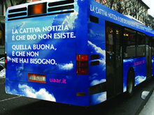Bus Ateo: la campagna sbarca in Italia, a partire da Genova - busateoBASE 2 - Gay.it Archivio