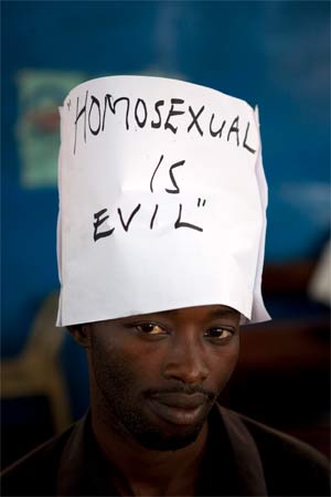 Parte dal Camerun la crociata mondiale contro i gay - camerun antigayF1 - Gay.it Archivio
