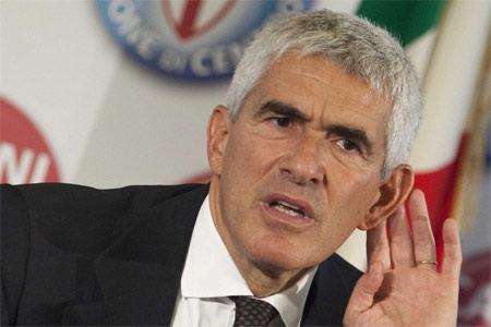 Prossima Italia: "Referendum interno al Pd sulle nozze gay" - casini coppie gayf1 - Gay.it Archivio