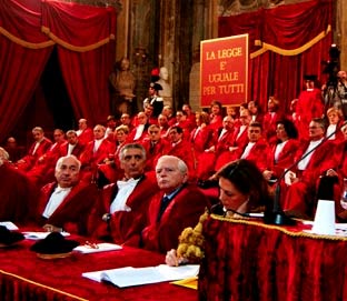 Cassazione: l'Europa e la Costituzione non obbligano al matrimonio gay - cassazione offeseF2 - Gay.it Archivio